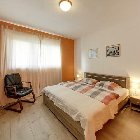 Figa Apartman Benko Milatic Jelsa  Esterno foto