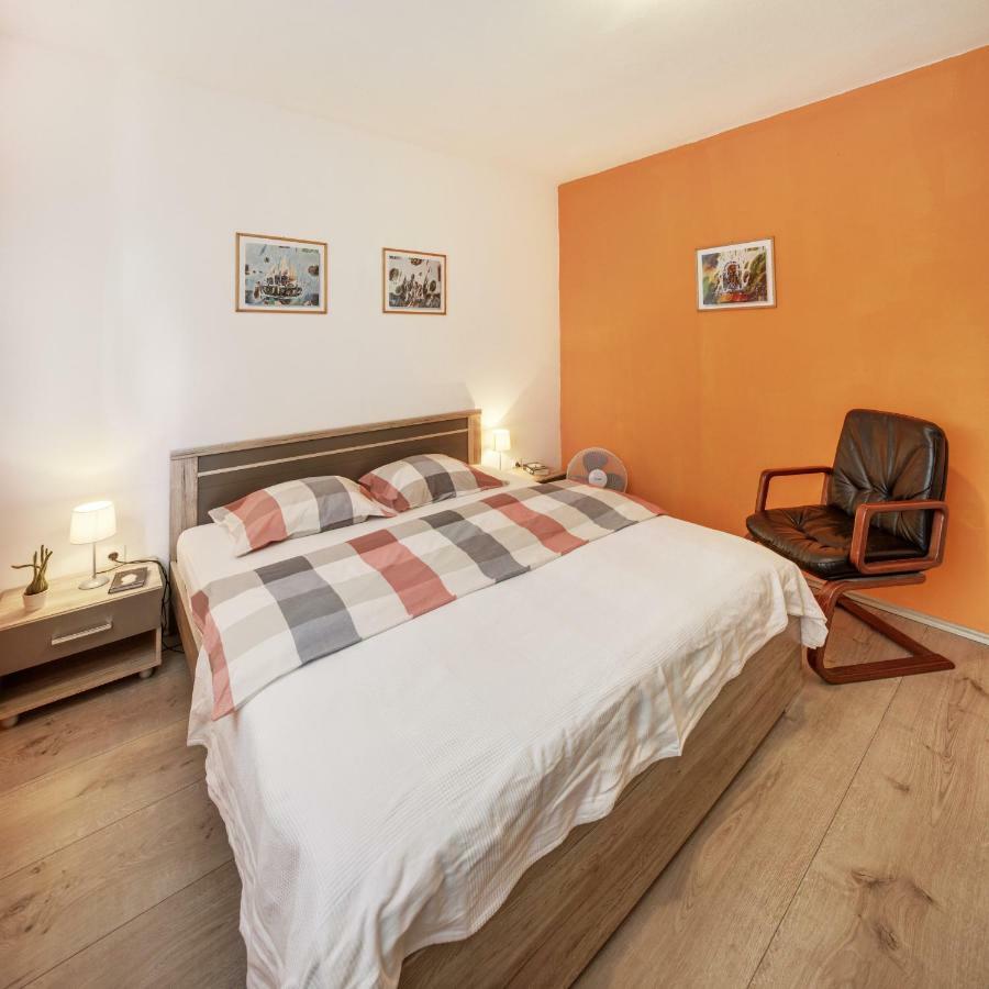 Figa Apartman Benko Milatic Jelsa  Esterno foto
